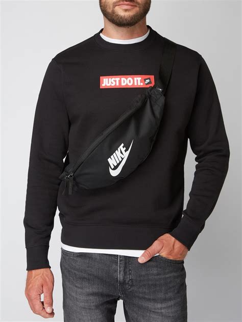 nike pullover herren 60 euro mit bauchtasche|Nike Herren.